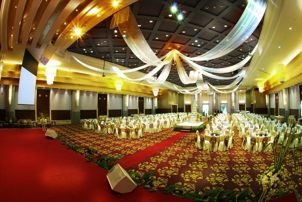 Rama Gardens Hotel 5*