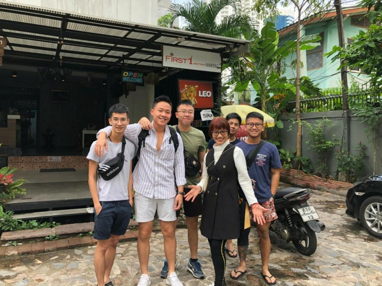 First 1 Boutique At Sukhumvit 1 Hostel *