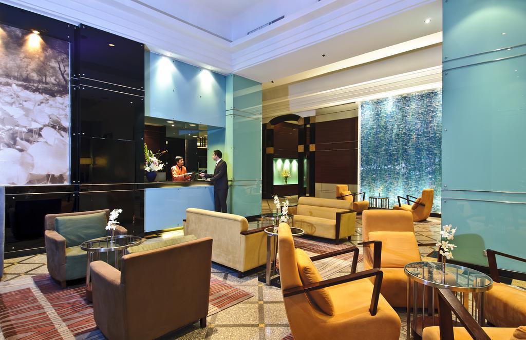 Radisson Chateau De Hotell