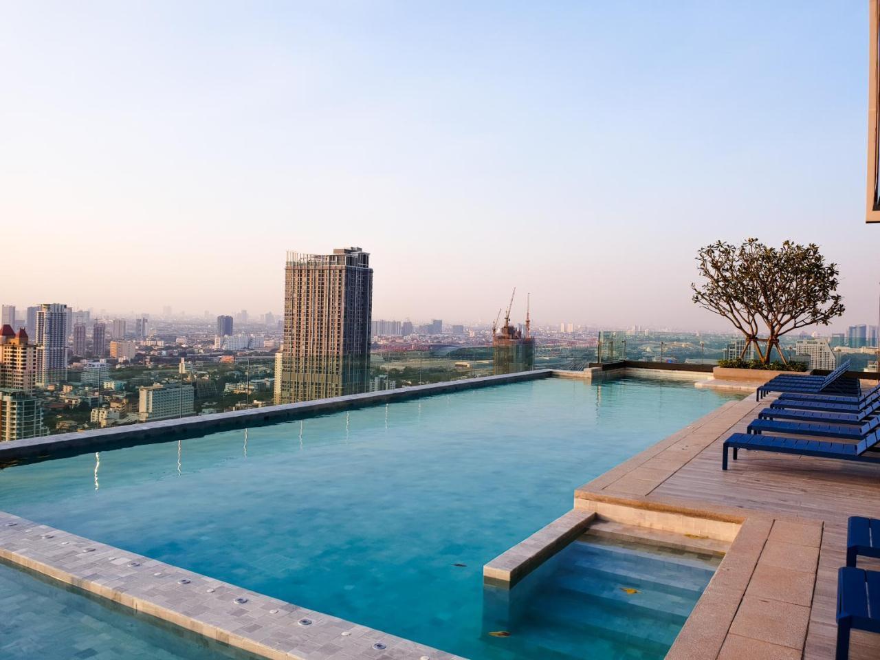 The Quarter Ari By Uhg Hotell Bangkok