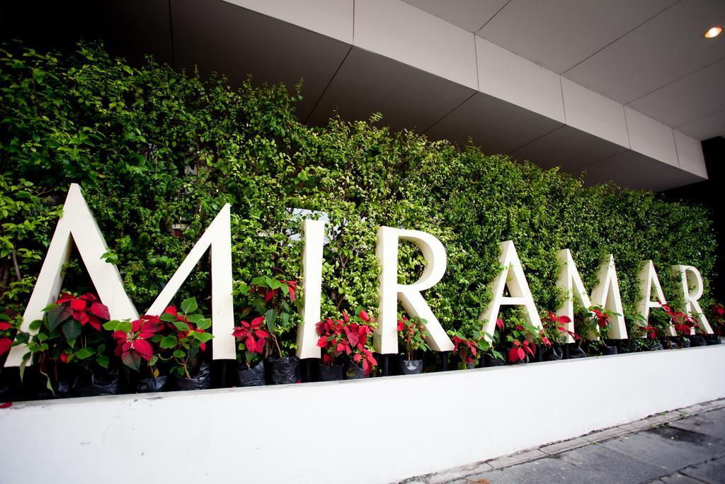 Miramar Khách sạn 4*
