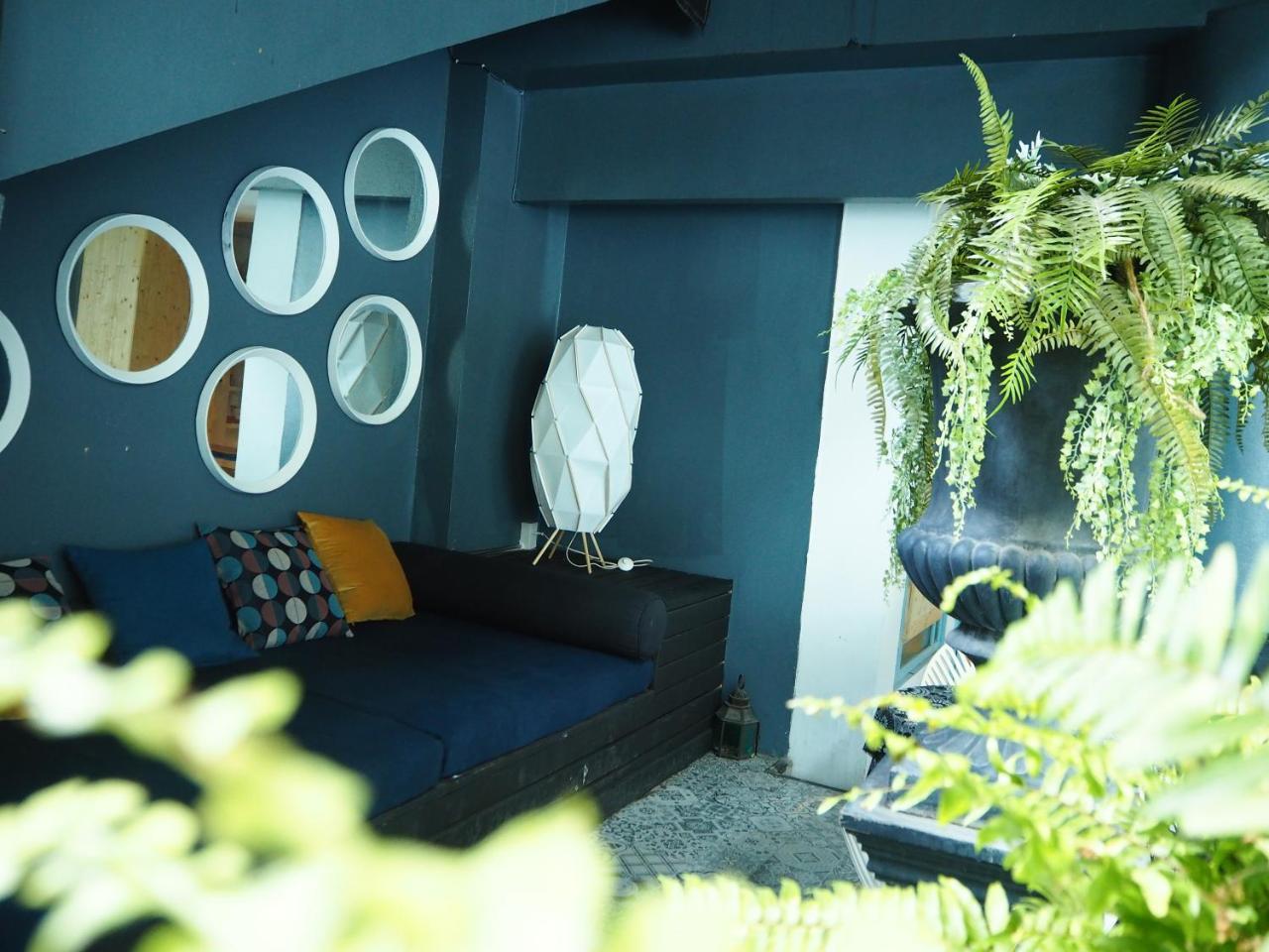 Blu Ari Stylish Gay Poshtel Hostal