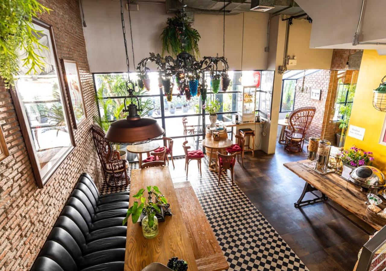 Nhà khách Voyage Boutique *