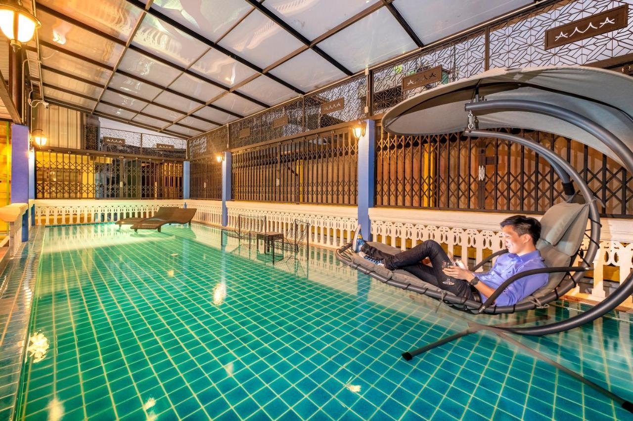 Ama Hostal Bangkok