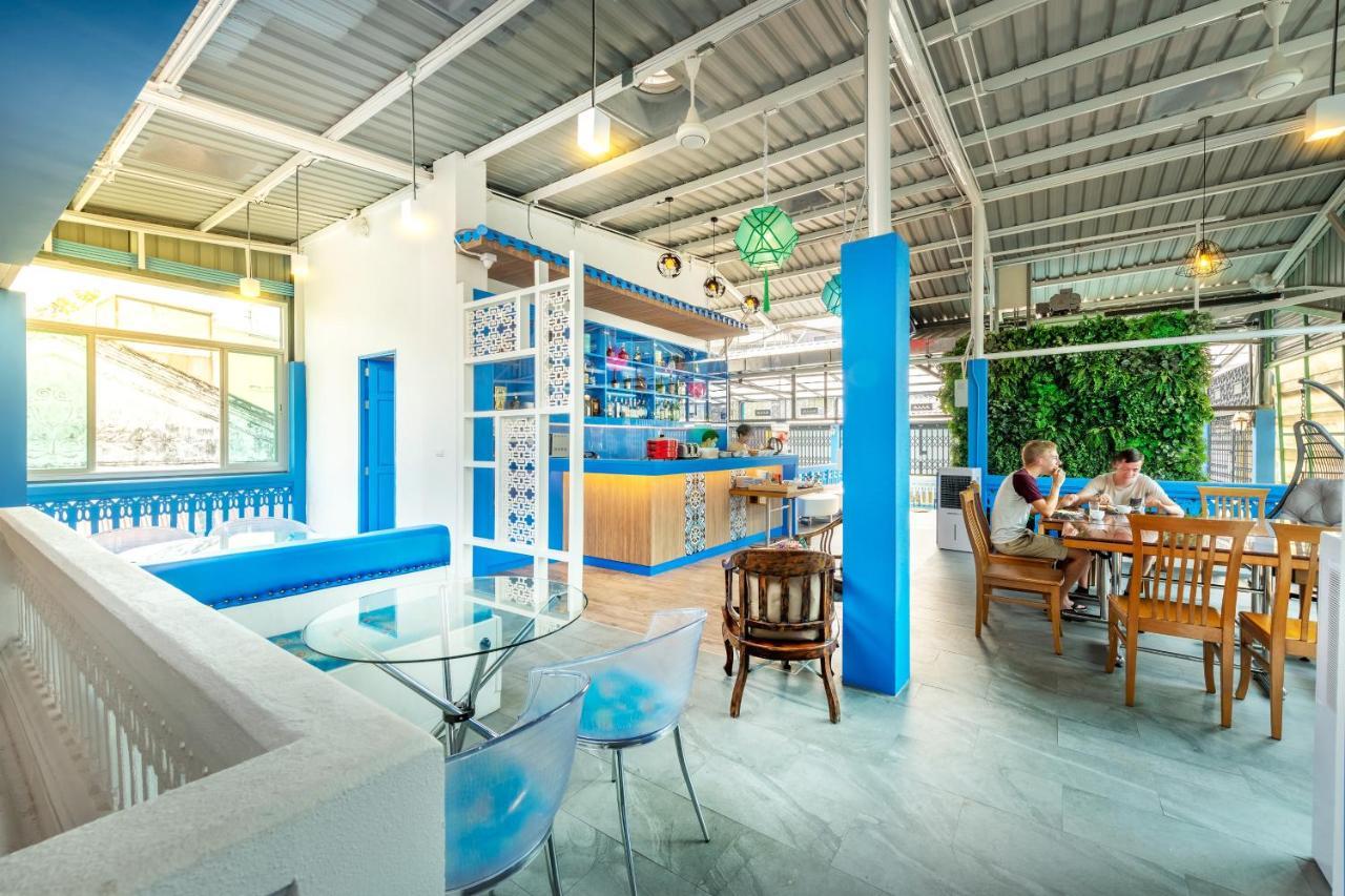 Hostal Ama Bangkok