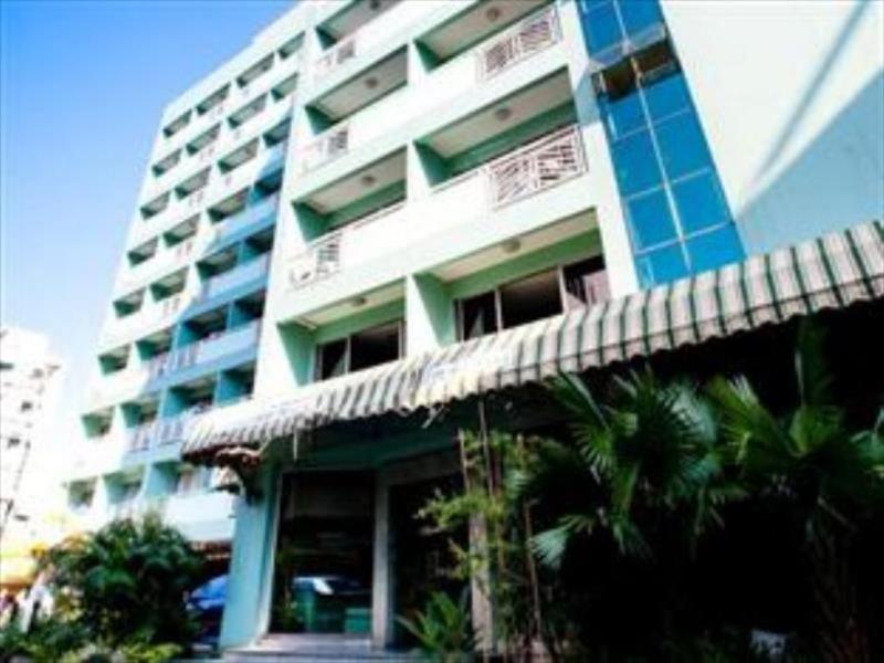 Roseate Ratchada Aparthotel Bangkok