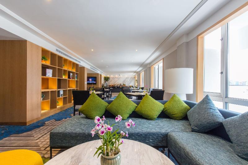 By Ihg Hotell