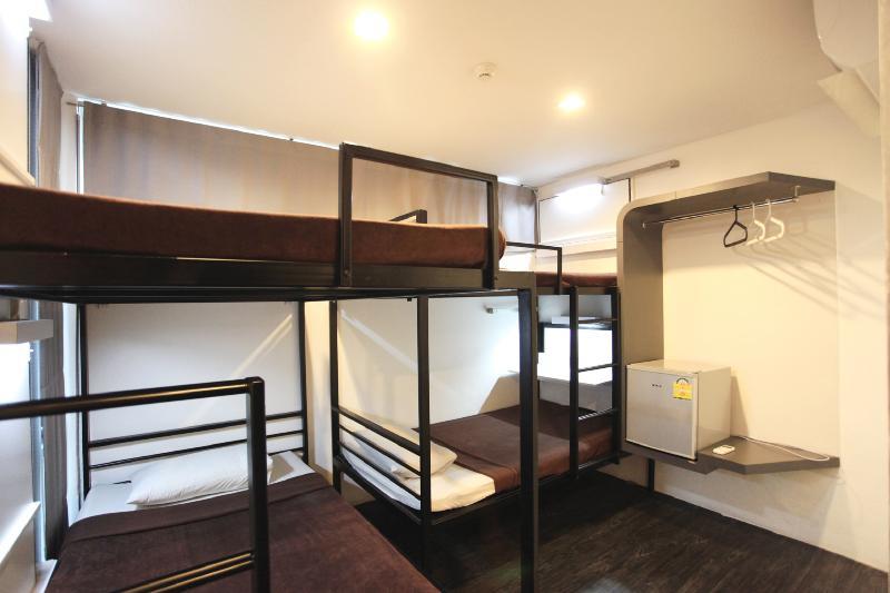 Cheqinn - Sukhumvit 4 Nana Plaza Ostello *