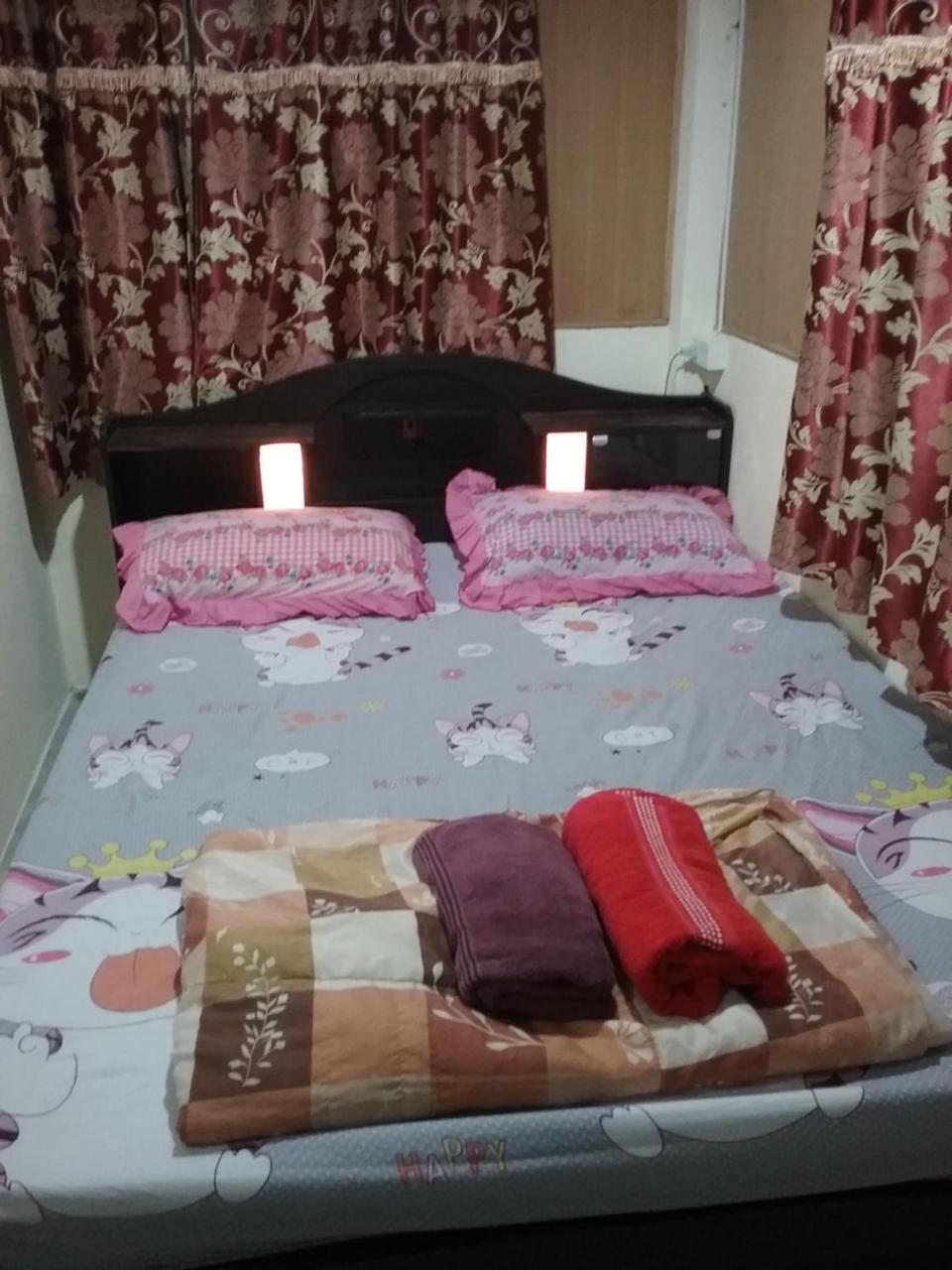 Danee Hostel *
