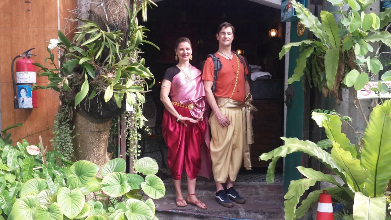 Cafe De Baan Raow Bangkok