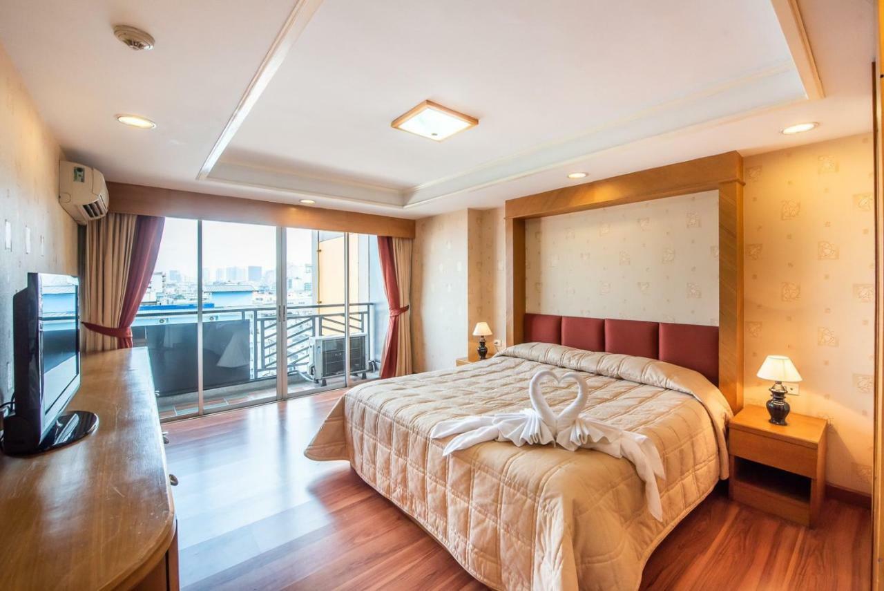 Roseate Ratchada Aparthotel Bangkok