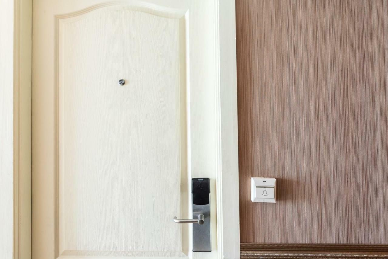 Roseate Ratchada Aparthotel 2*