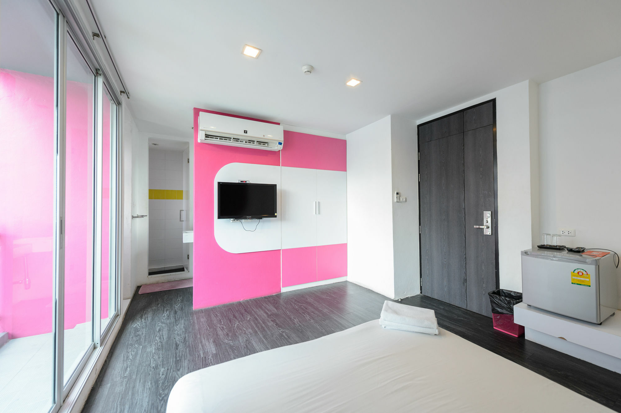 Ostello Cheqinn - Sukhumvit 4 Nana Plaza *