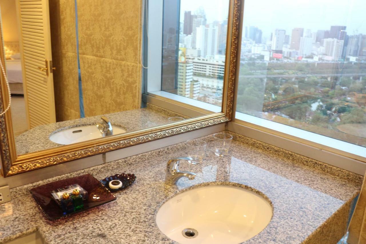 Hotel Adriatic Palace Bangkok