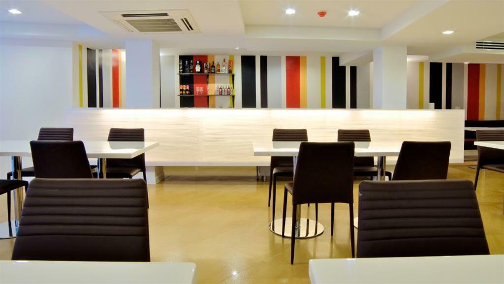 Khách sạn Grand Alpine