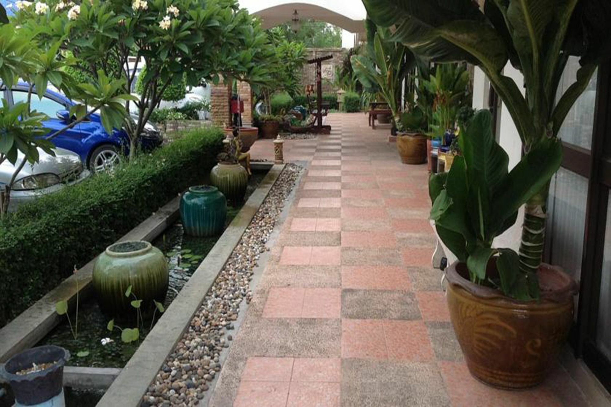 Guest house Chantra 2*