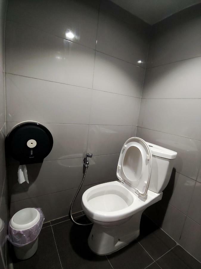 Met A Space Pod @ Asoke Hostel *