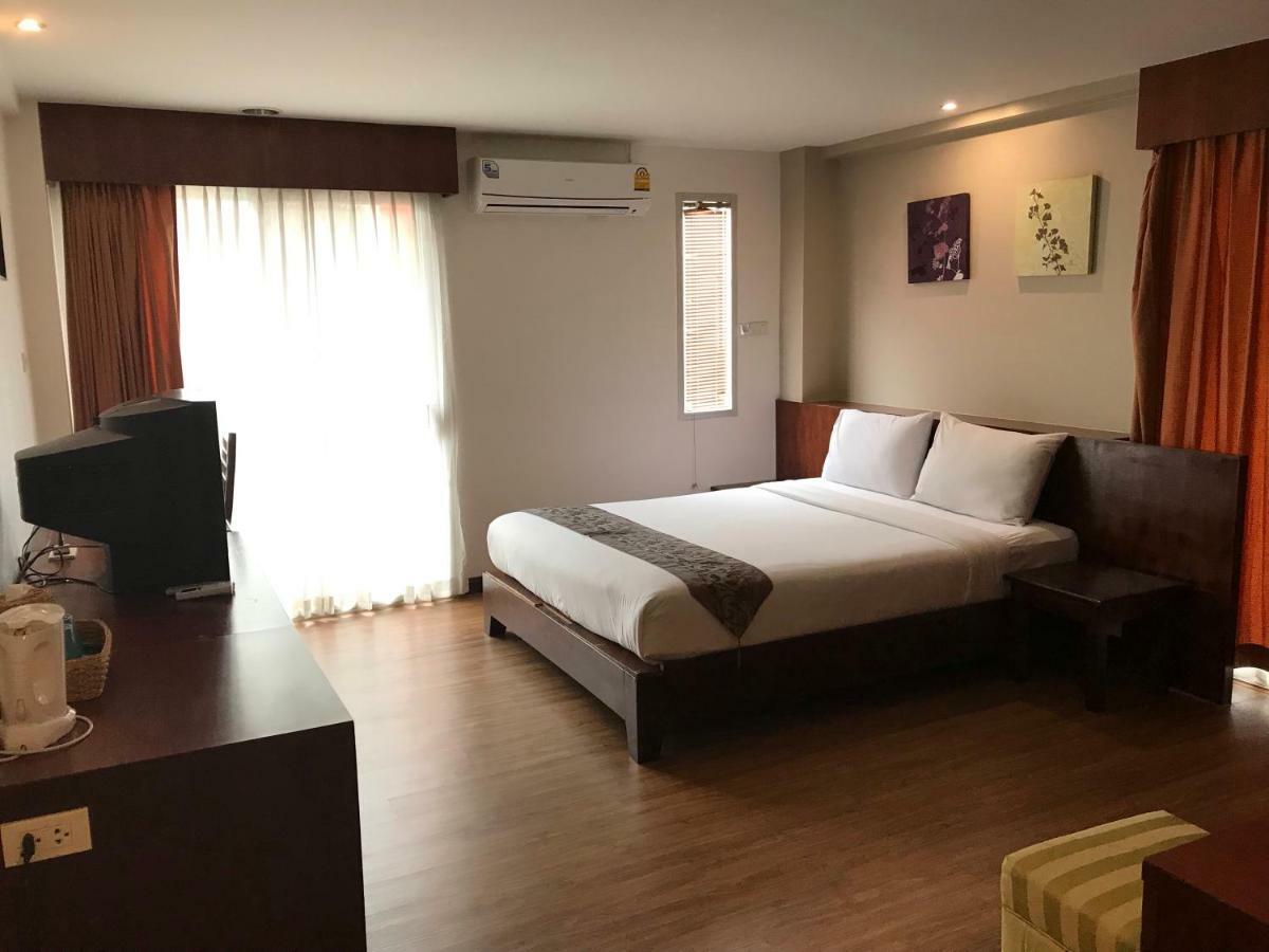 Floral Shire Suvarnabhumi Airport - Sha Extra Hotel 3*