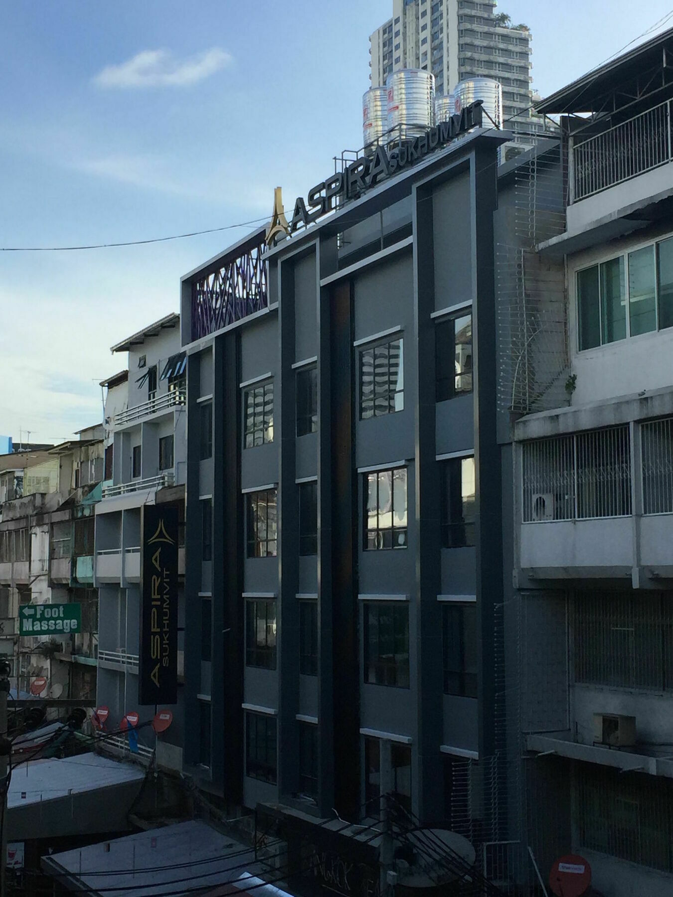 Aspira Sukhumvit - Sha Certified Hotel 4*