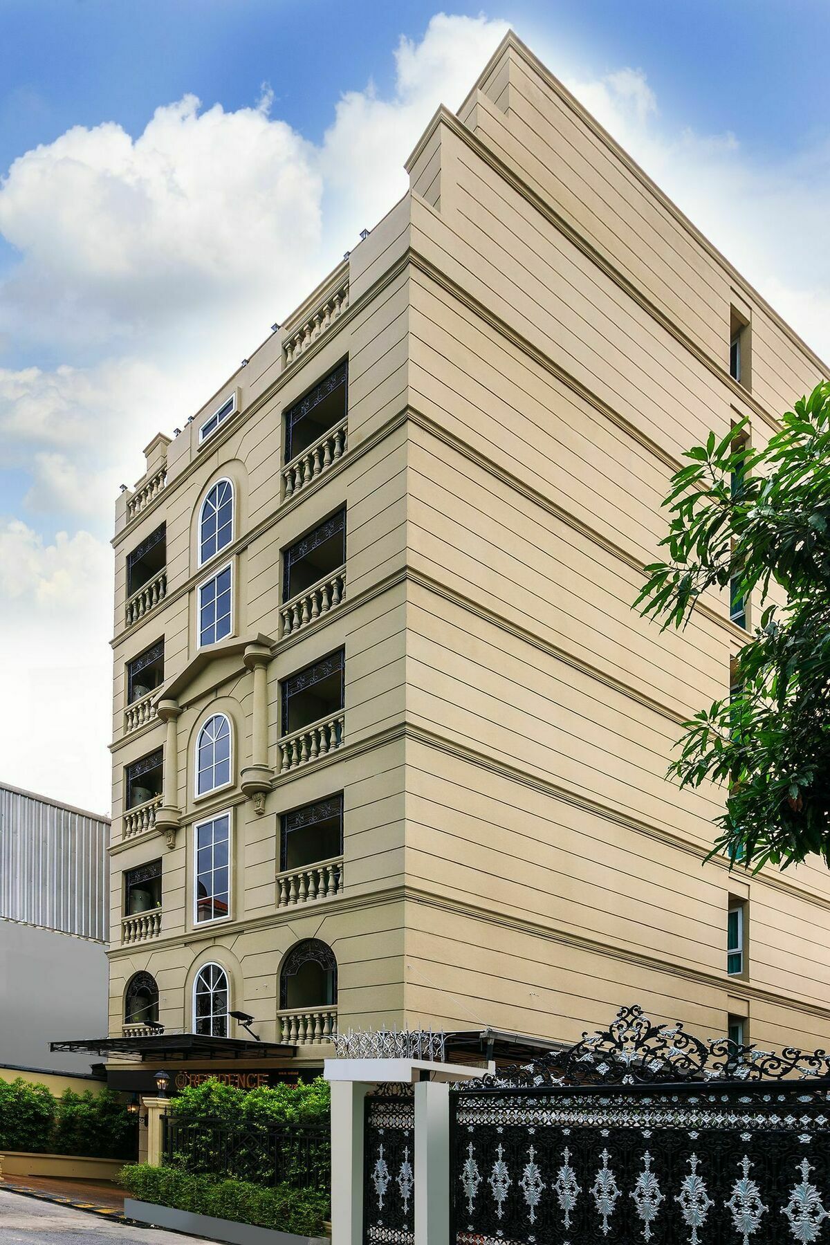 La49 - Sha Certified Hotel