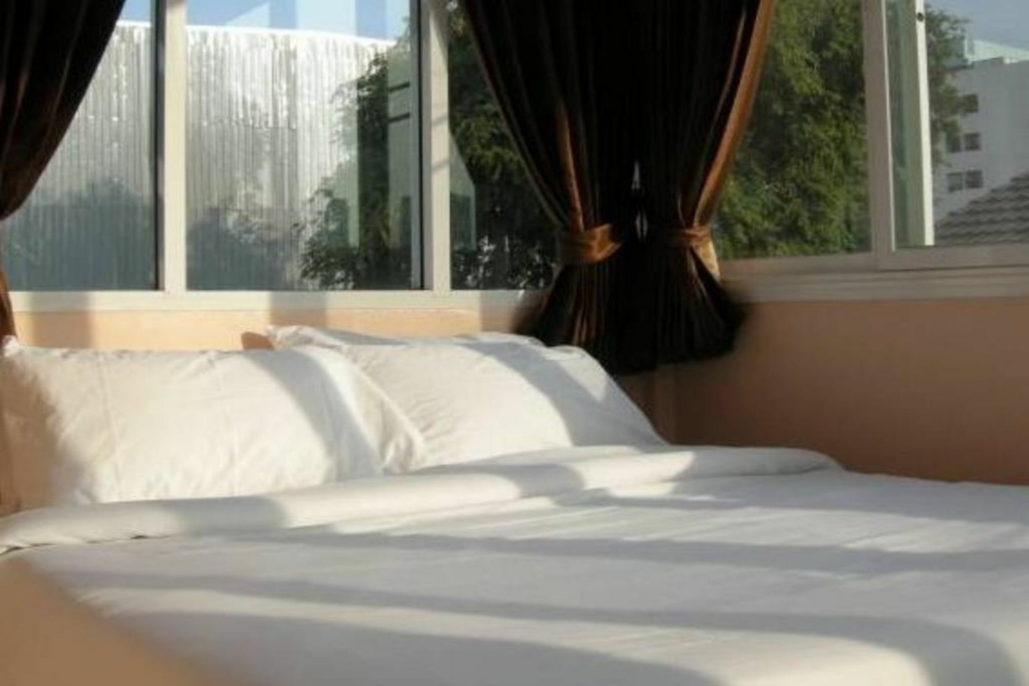 Pearl Serviced Apartment *