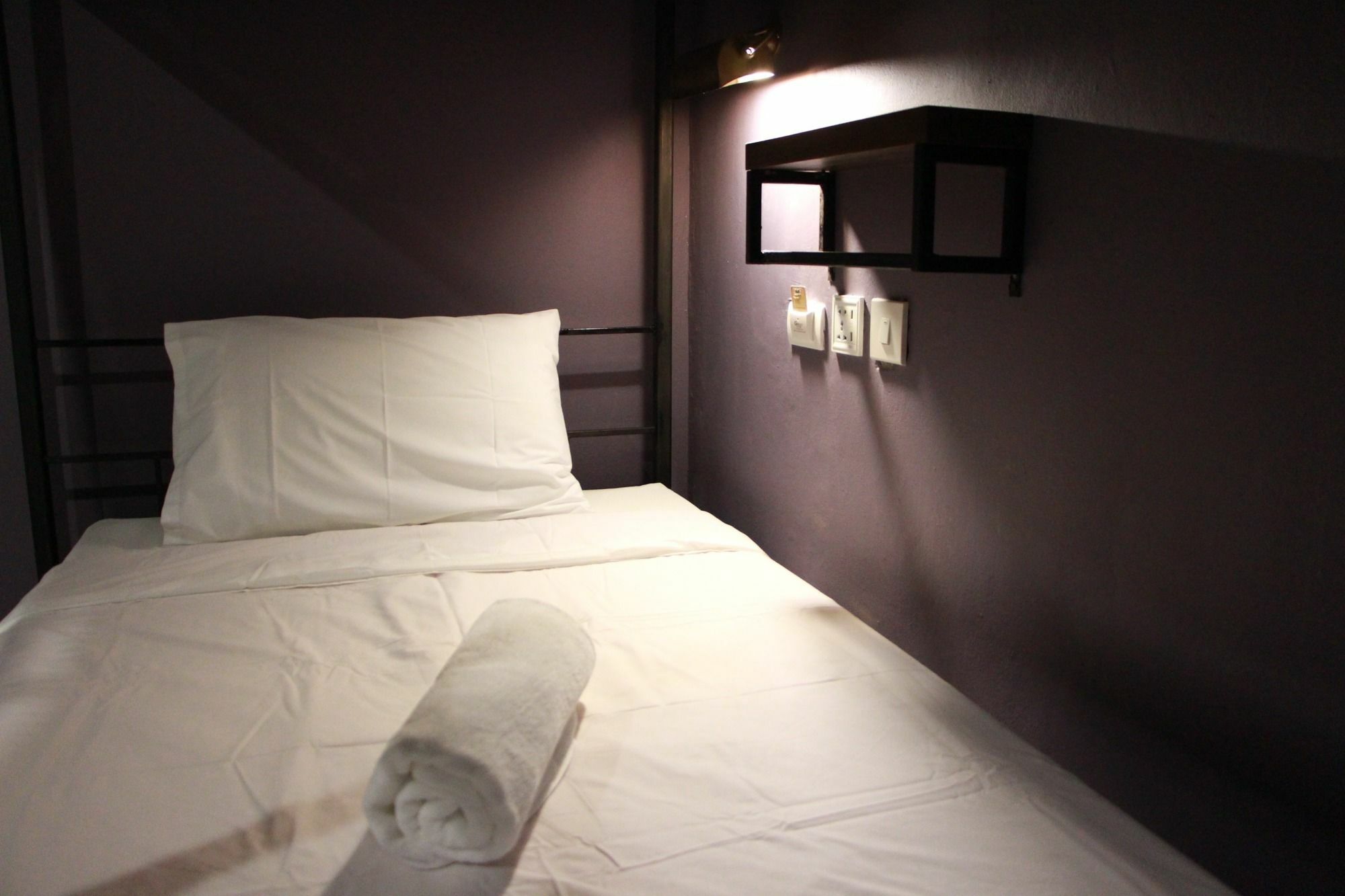 Niras Bankoc Hostel *