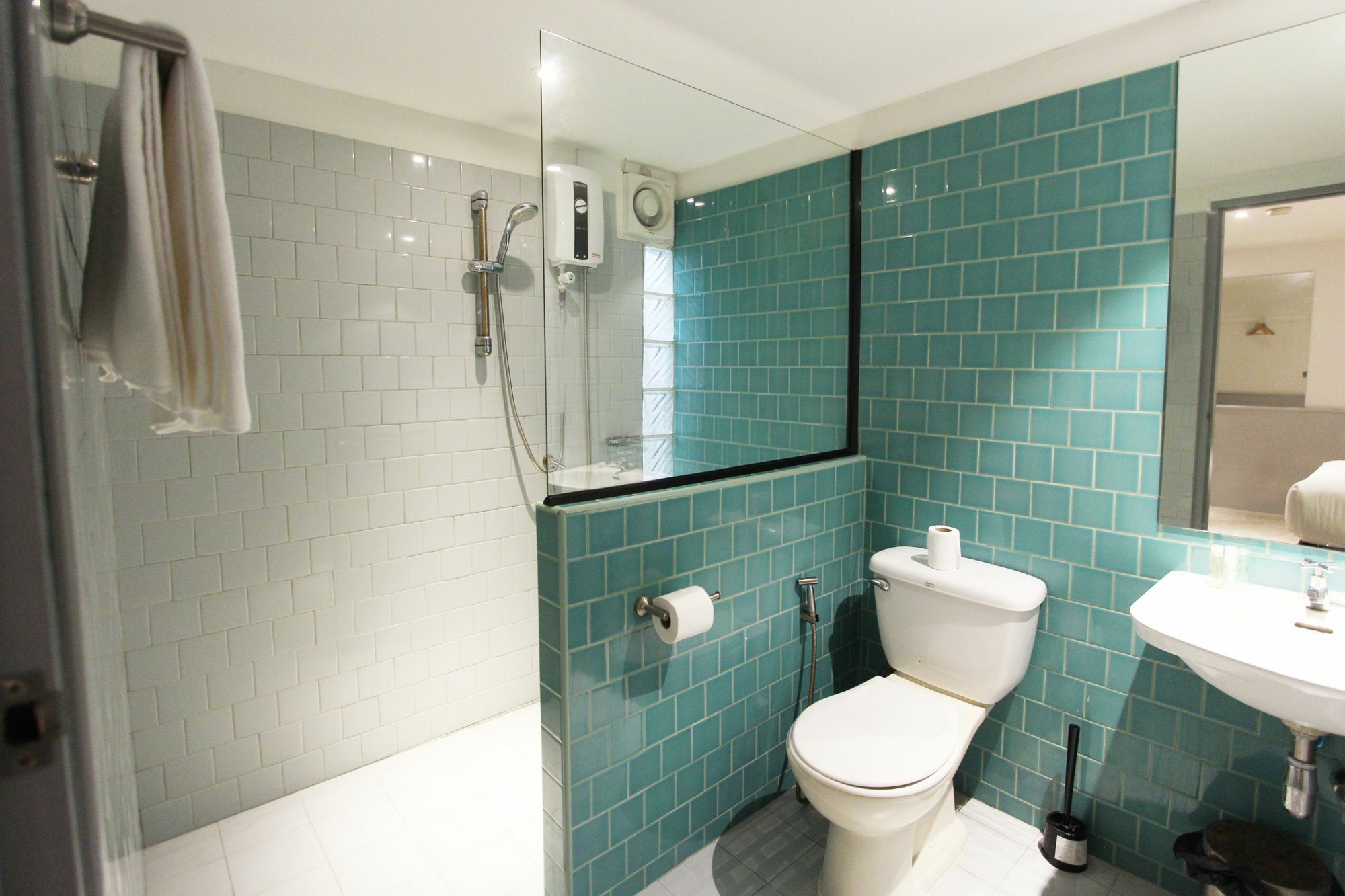 Airtel Hideaway Ari Hotel 3*