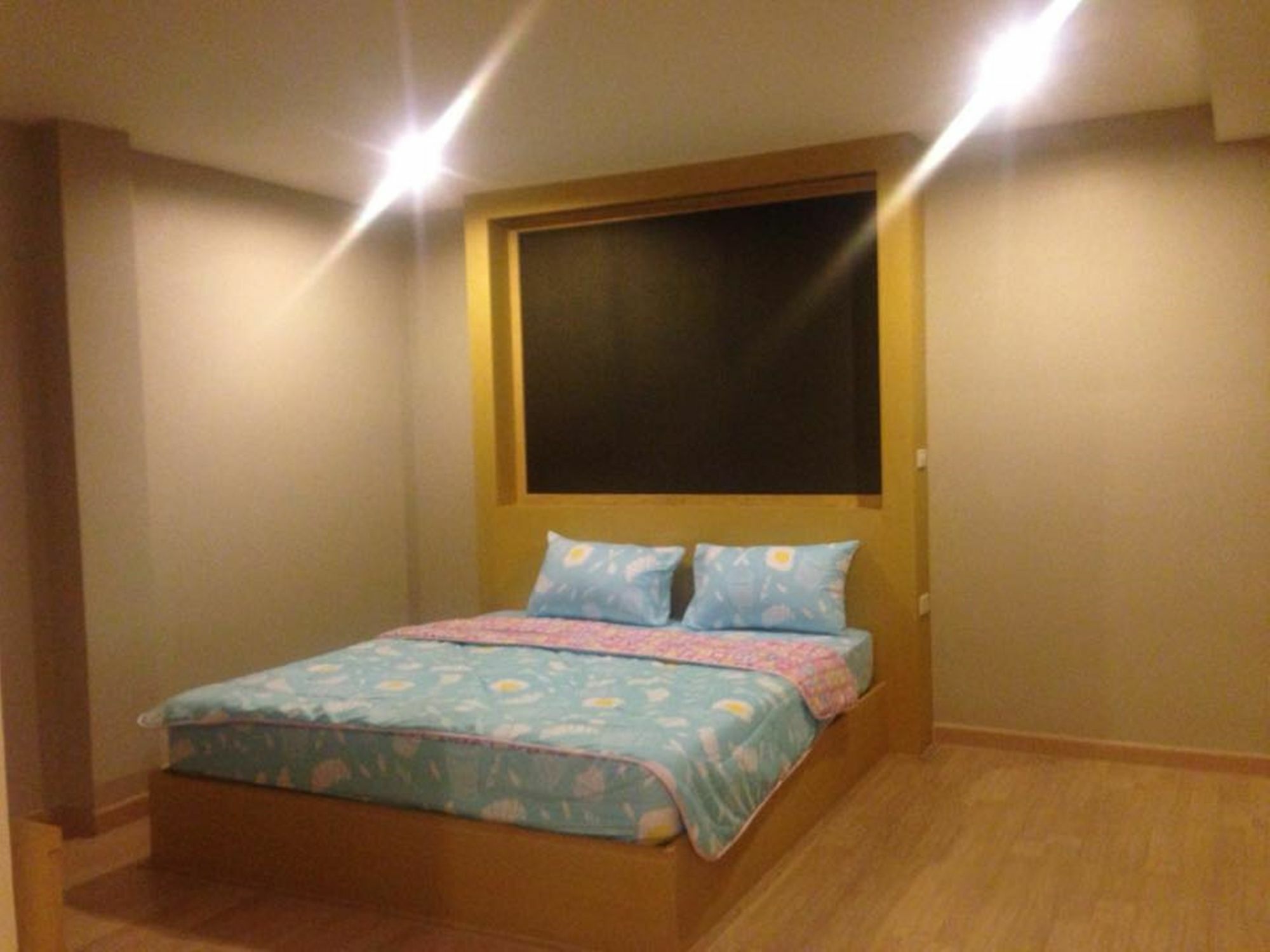Apartment Baanduangkamol