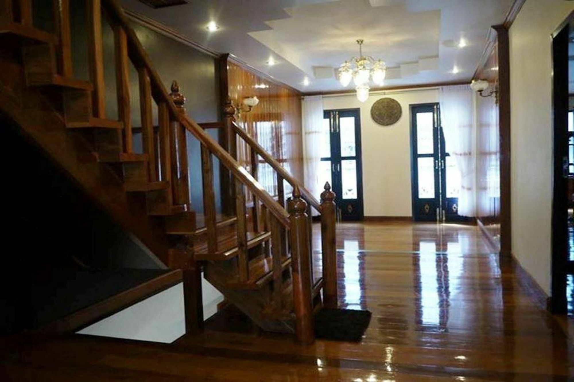 The Royal Thatien Village Rumah tetamu 2*