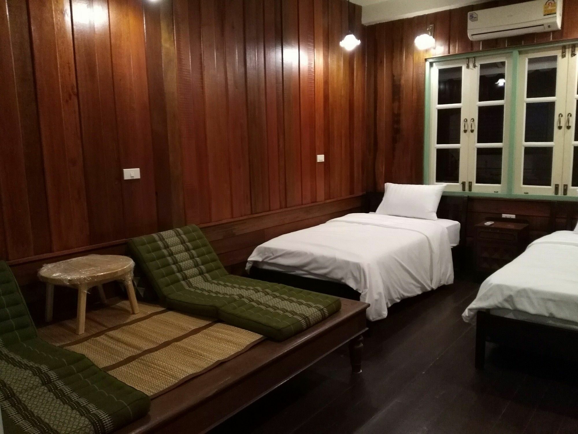 Gasthuis & Hashery Boutique House 3*