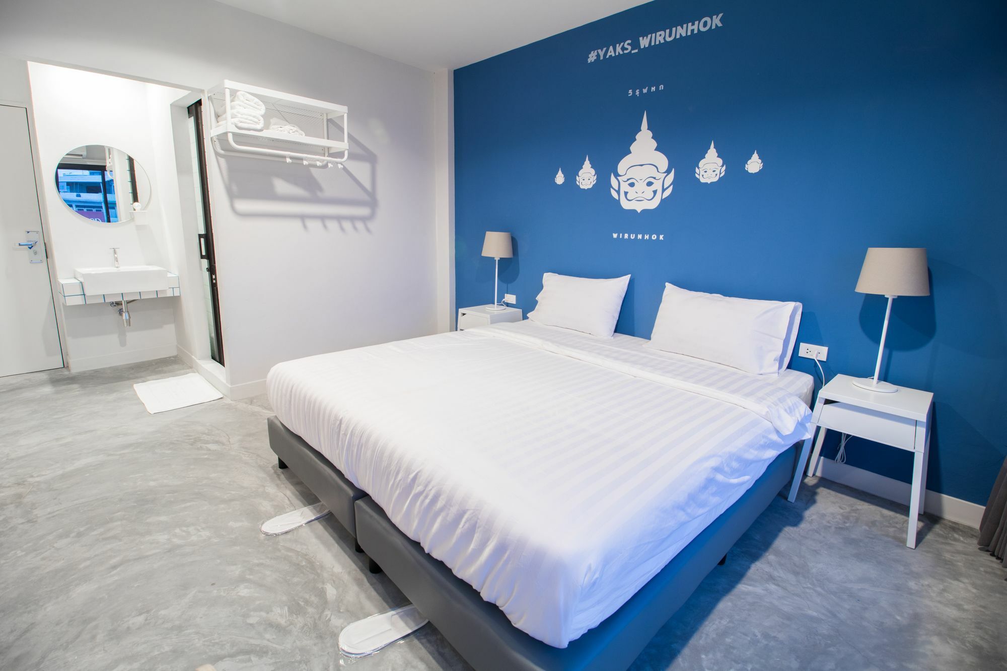 Yaks House Ostello *
