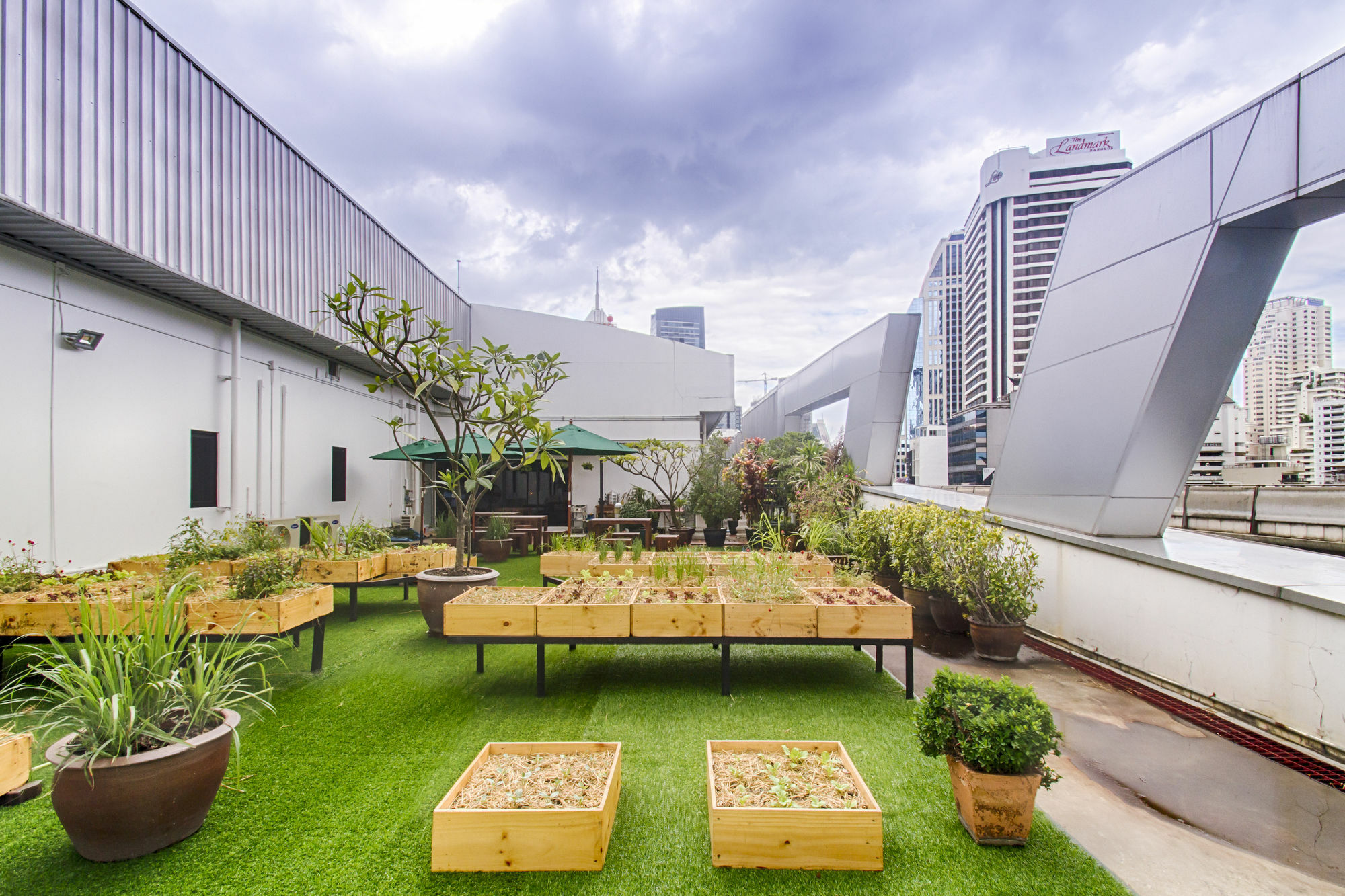 Ostello Hom & Cooking Club Bangkok
