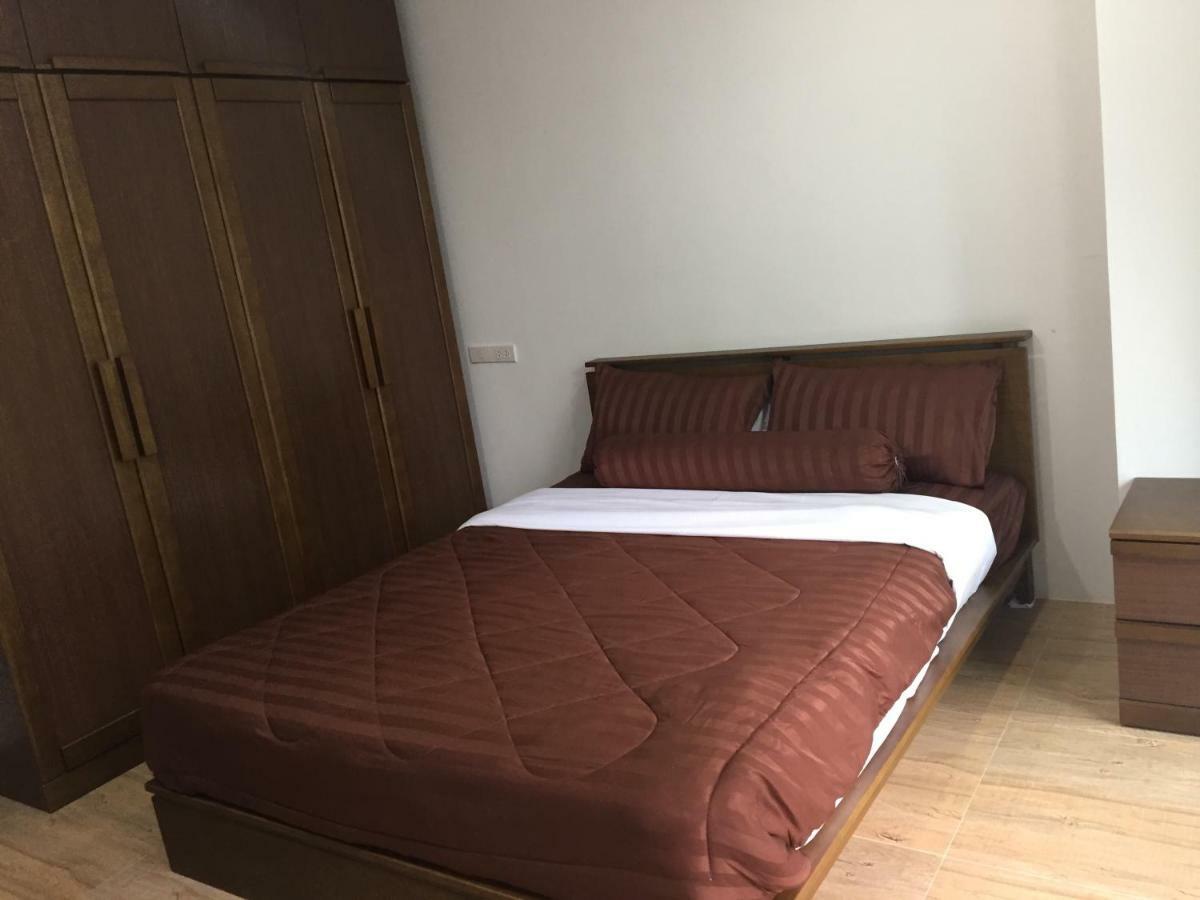 Pangsapuri Teak *