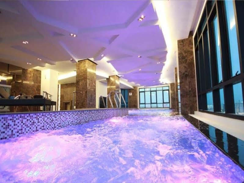 Hotel Lumen Srinakarin Bangkok