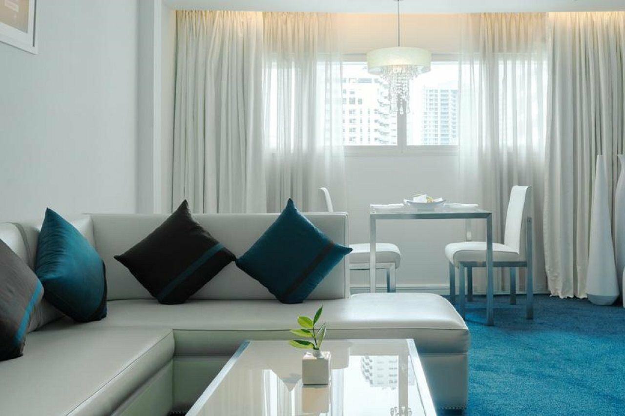 Night - Sukhumvit 15 Hotel Bangkok