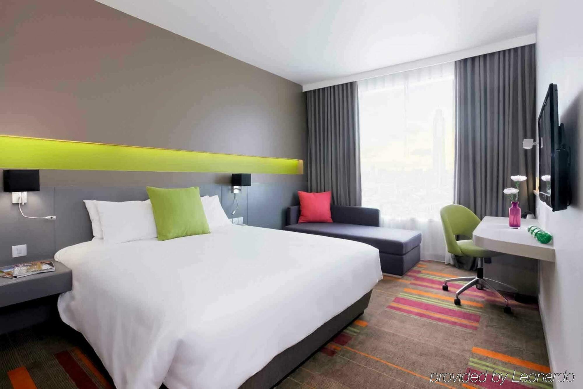 Khách sạn Mercure Siam