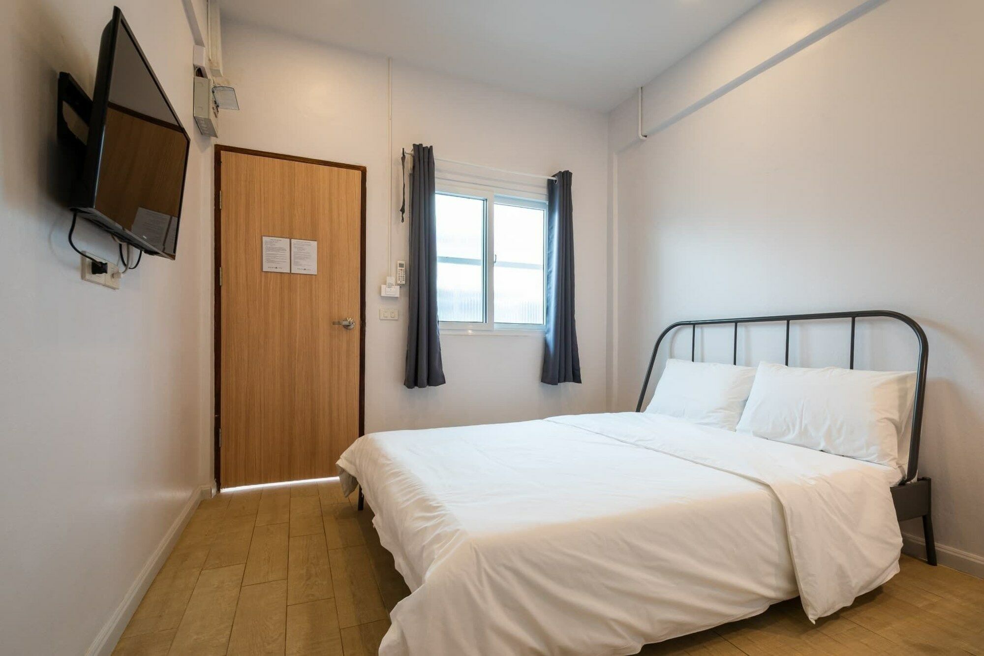 Morn-ing Hostel *