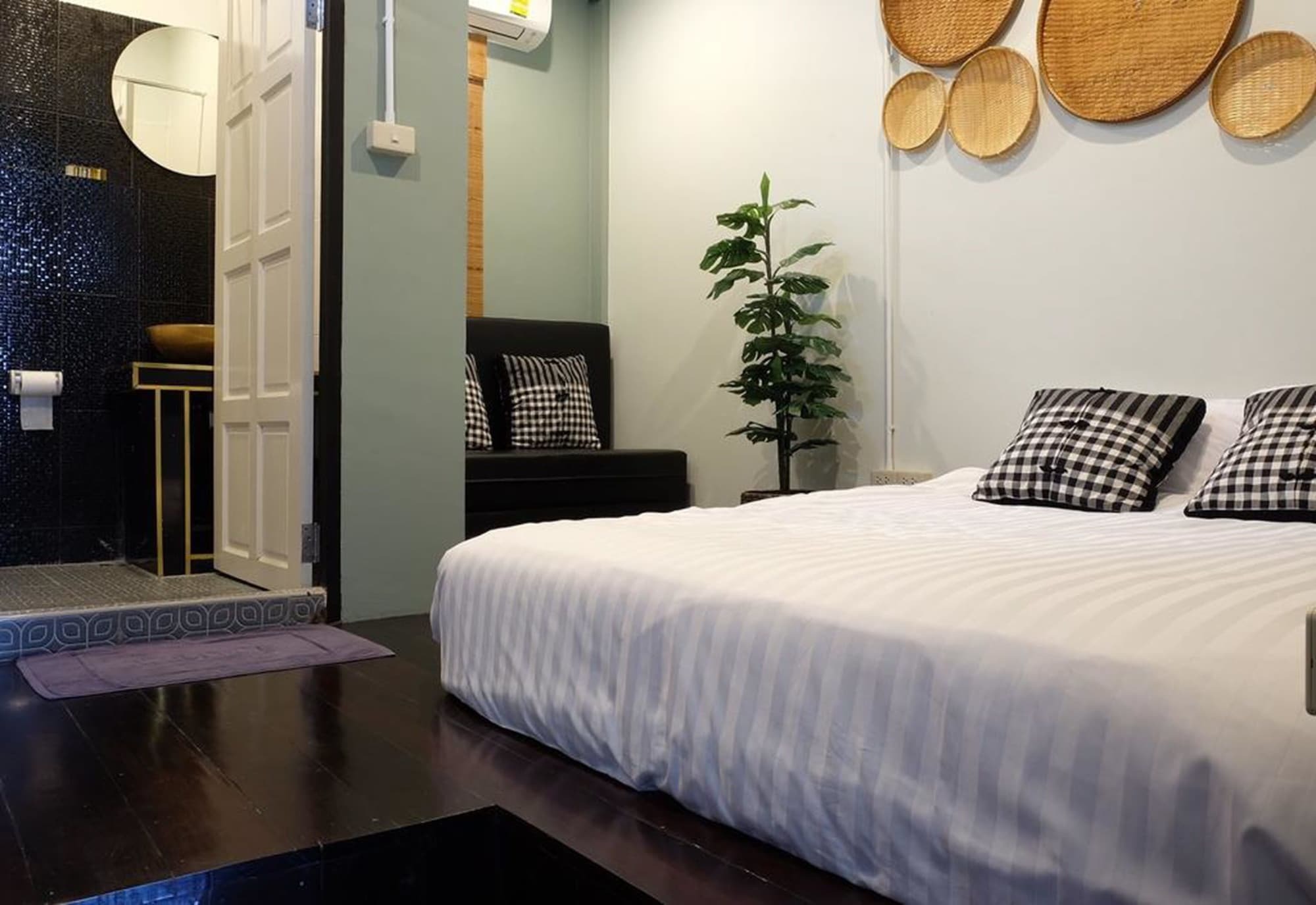 Hostel The Orientale *