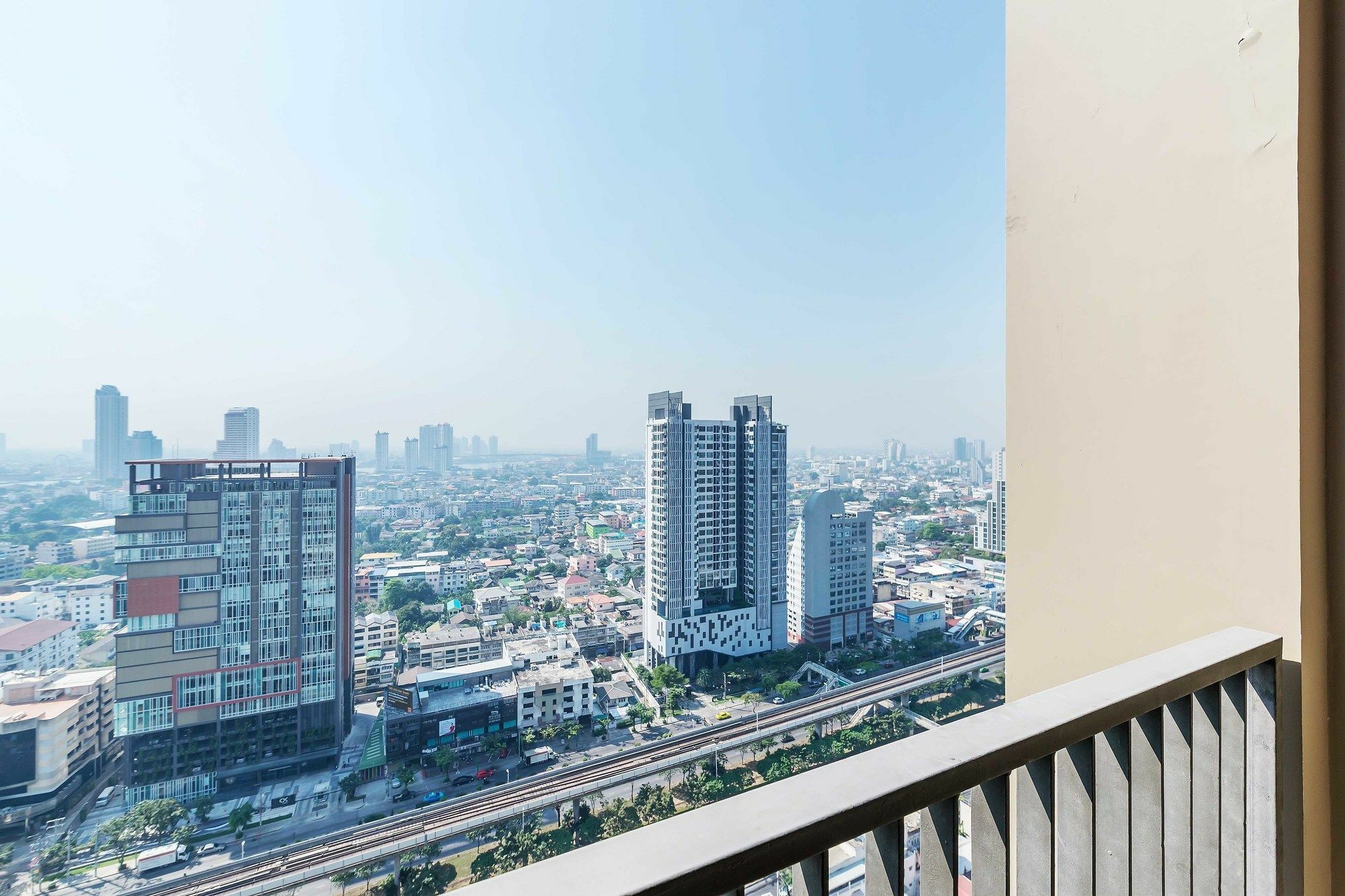 The Nye By Favstay Bangkok
