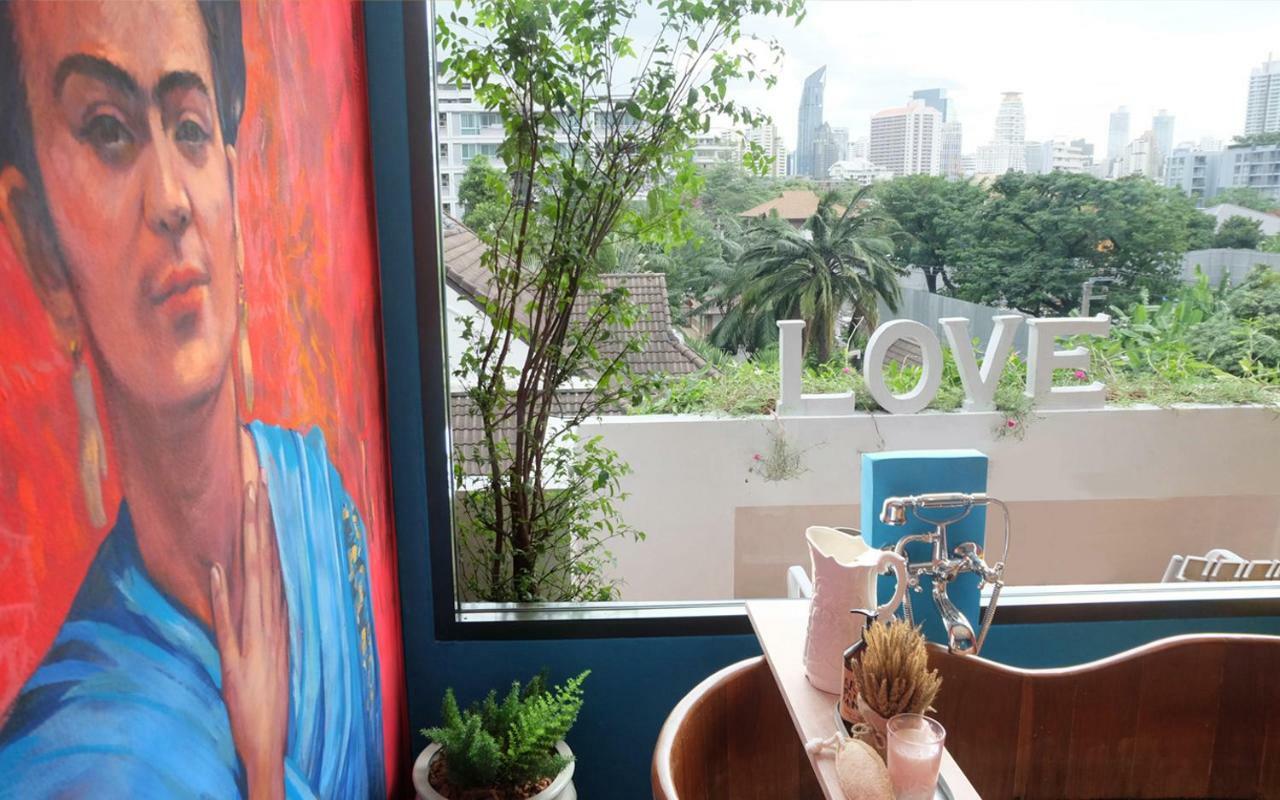 Artistic And Quirky With A Copper Bath And Complimentary Snack Pousada