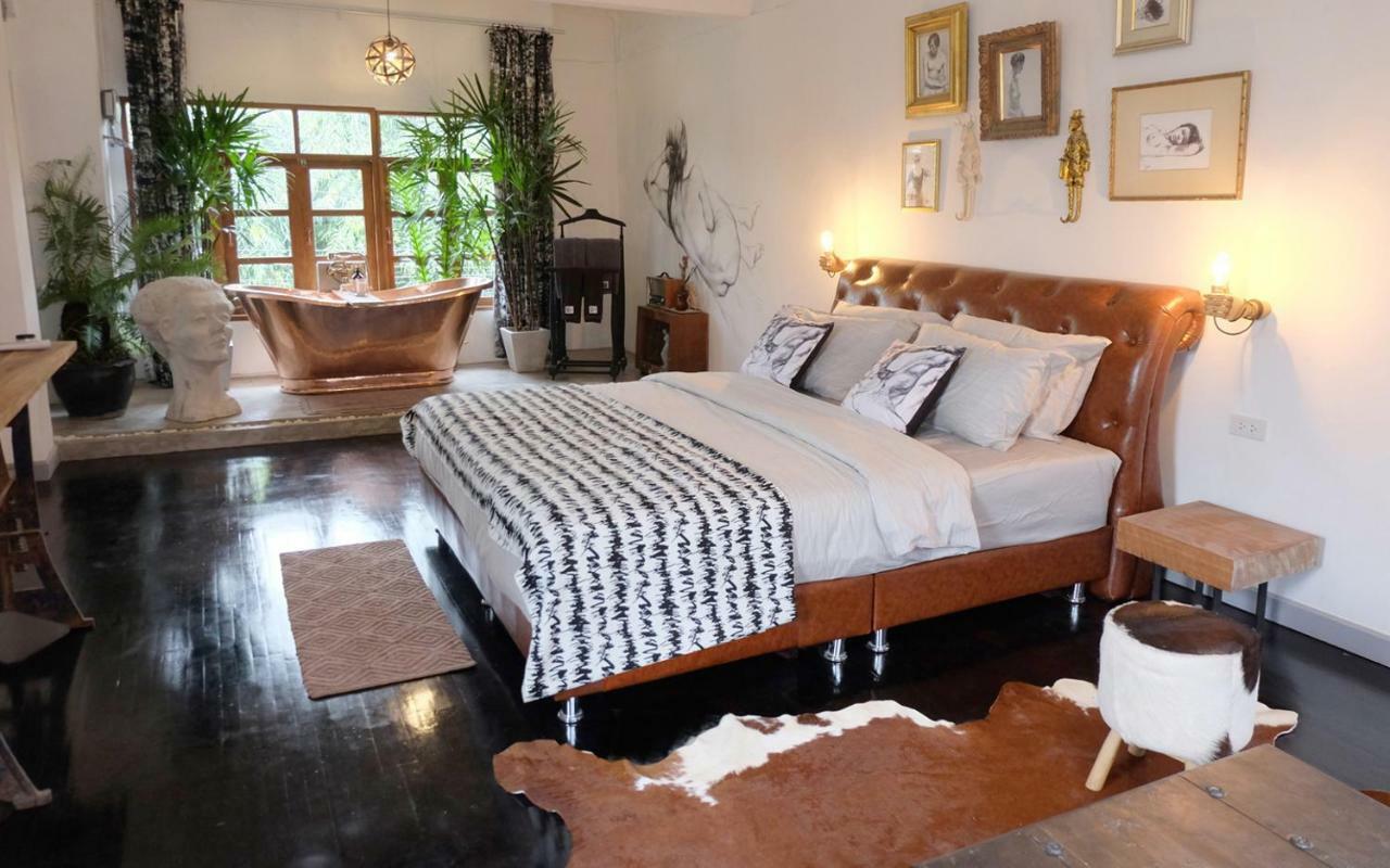 Artistic And Quirky With A Copper Bath And Complimentary Snack Pousada *