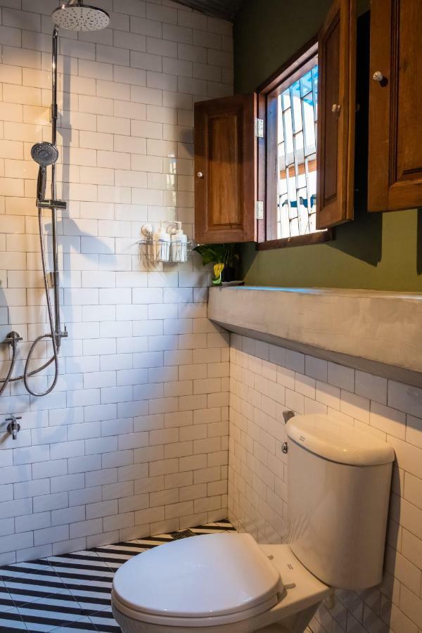 Accommodatie bij particulieren Live Local Cafe & - 420 Friendly *