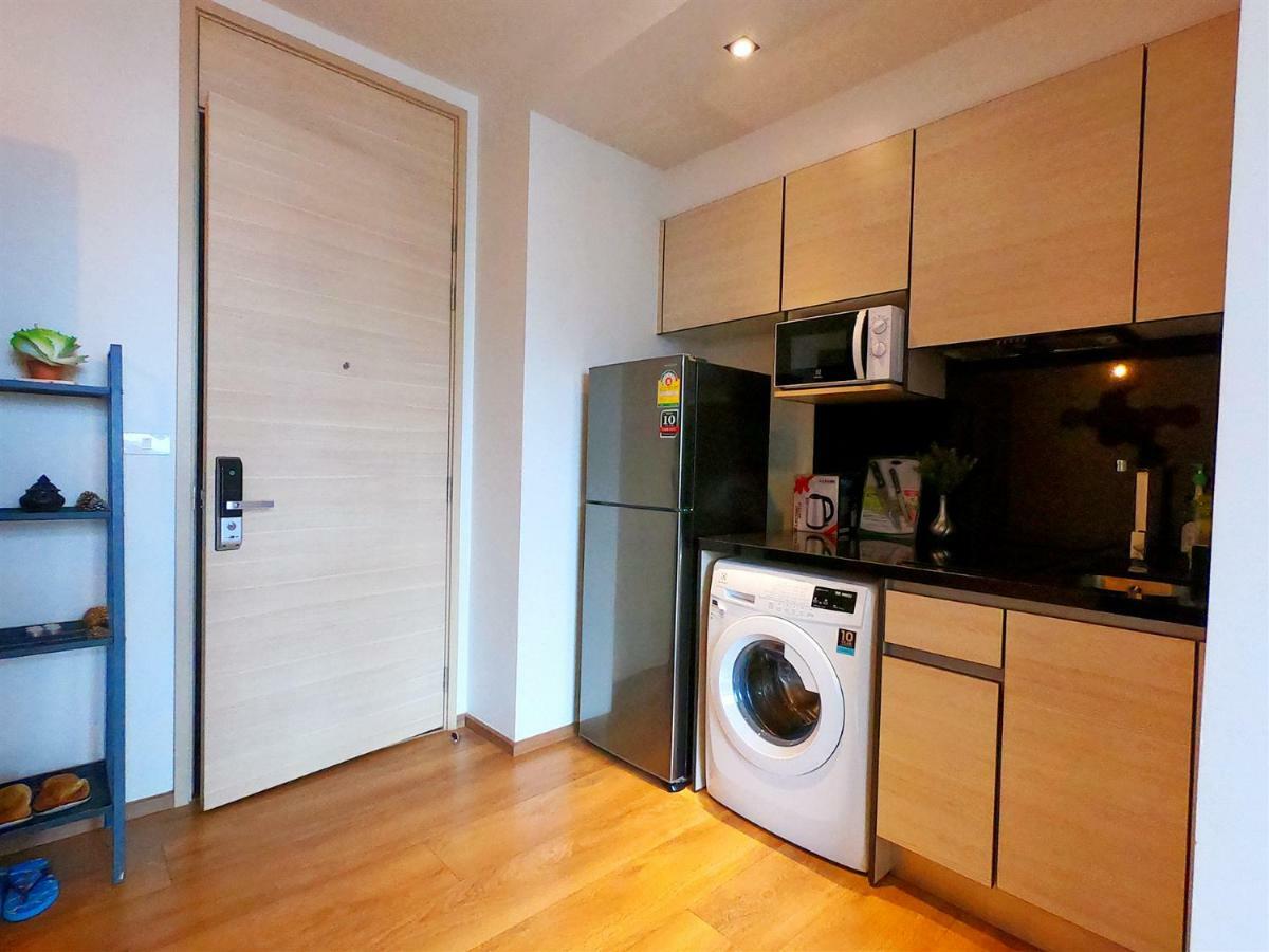Apartemen Rooftop Pool Gym Luxury Cozy @park24 Near Bts