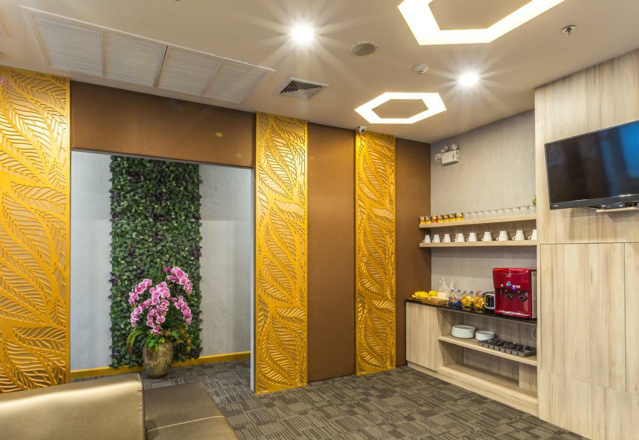 Leela Orchid Hotell