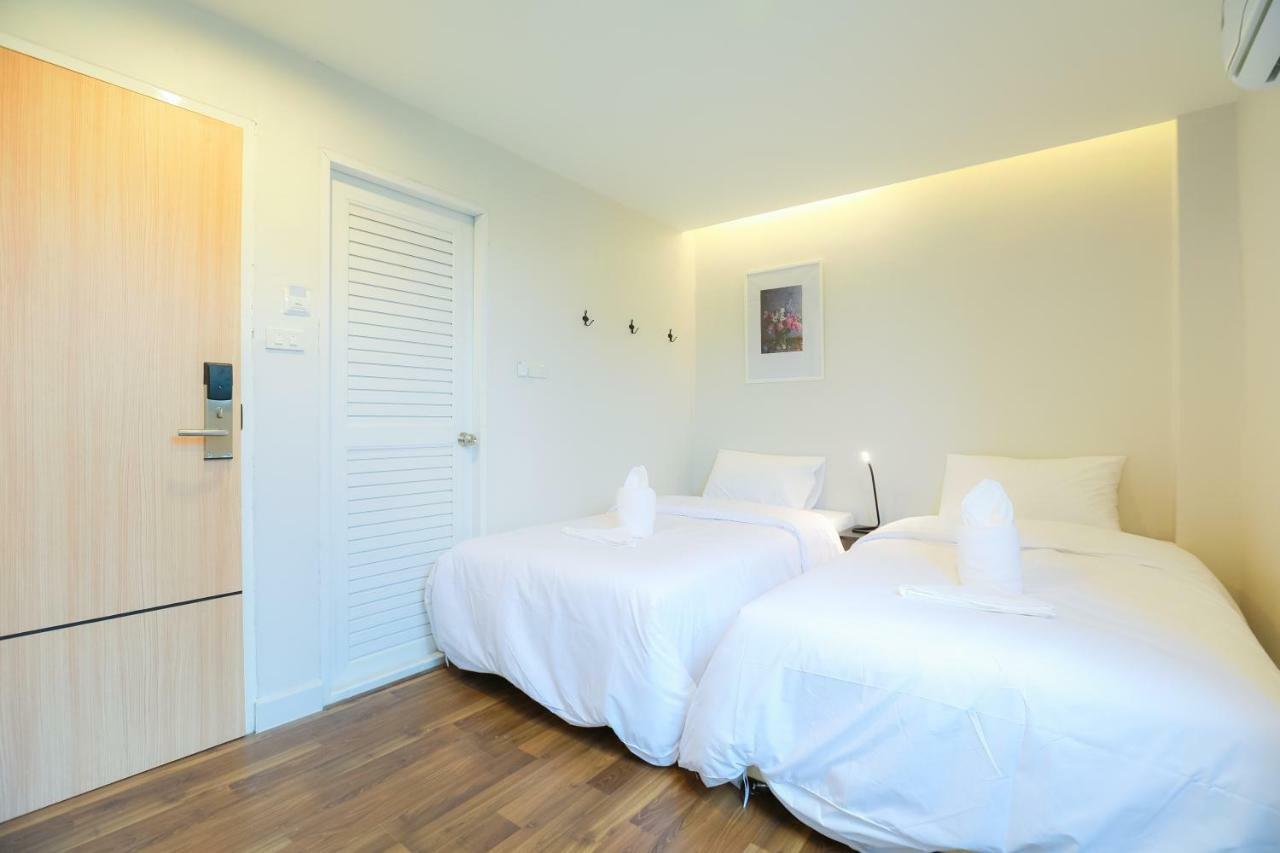 Metro Hotel 3*