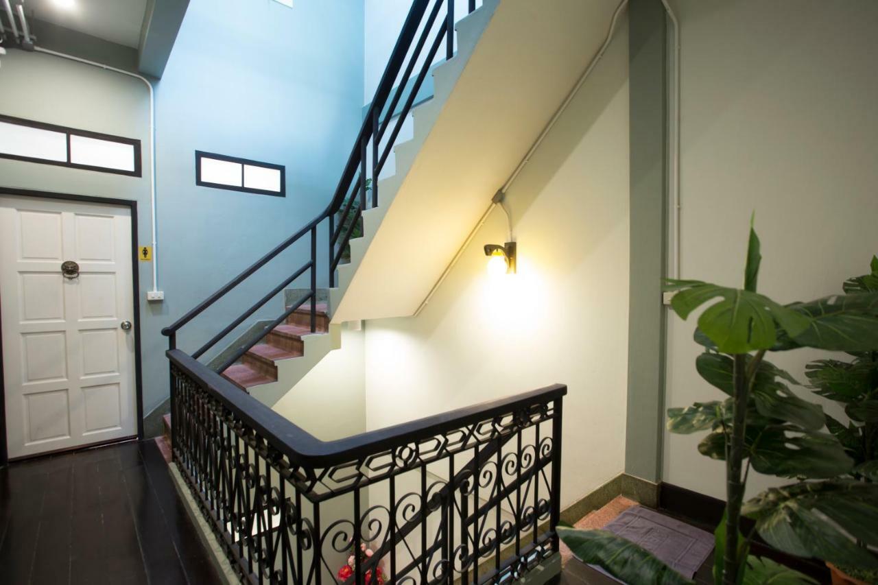Hostel The Orientale Bangkok