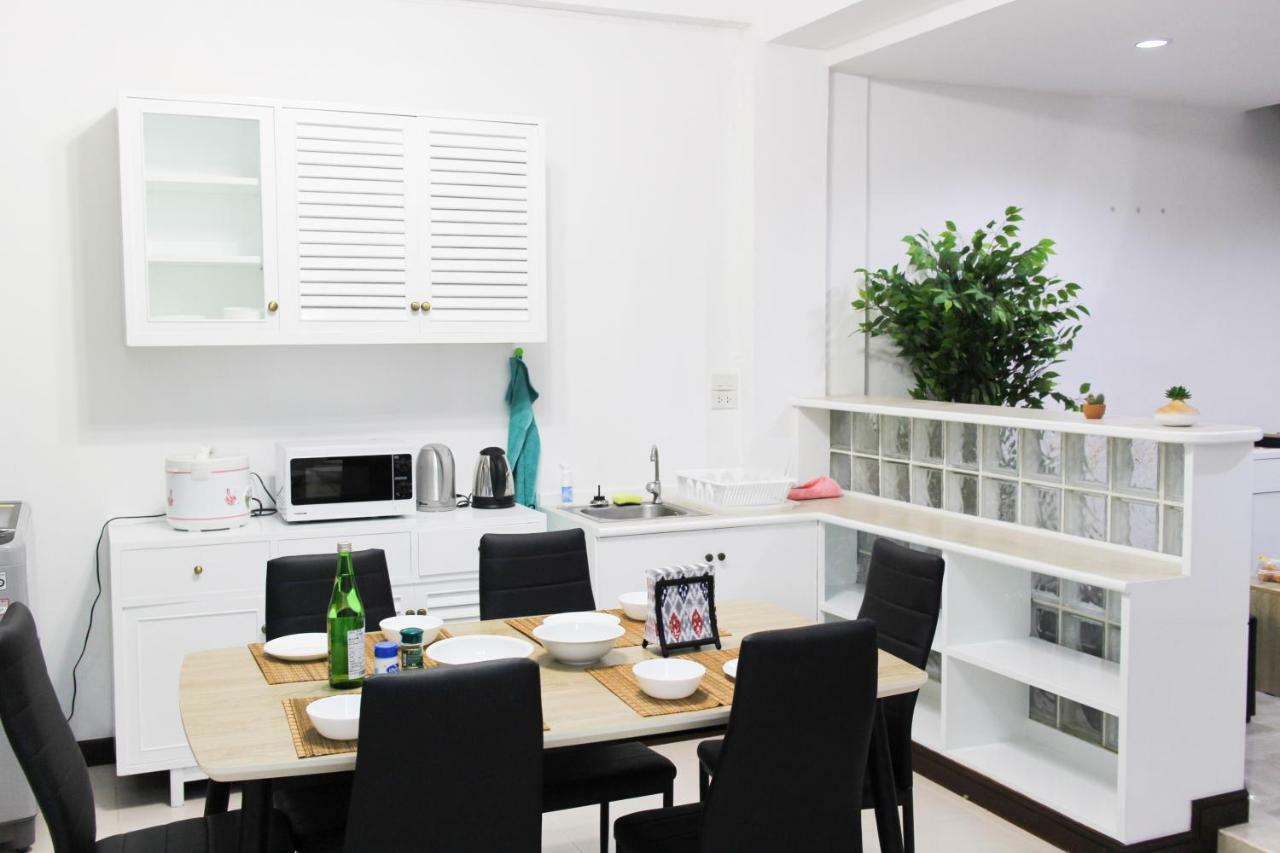 Holiday home Train Night Market To 2Min & Mrt To 3Min, Modern & Big House