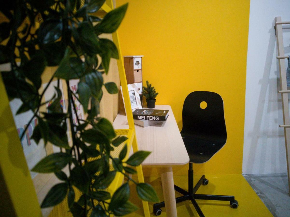 The Platform 3/4 Poshtel Homestay Bangkok