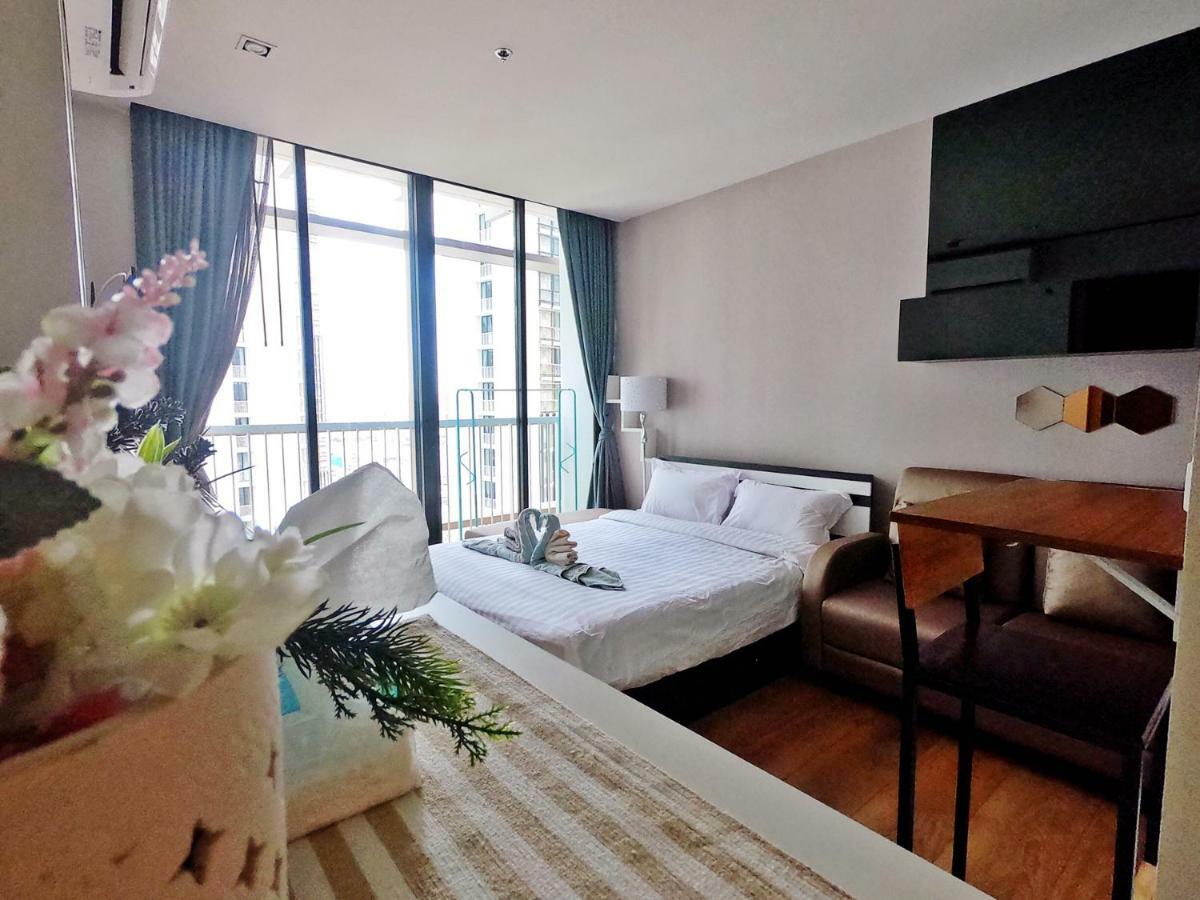 Apartemen Rooftop Pool Gym Luxury Cozy @park24 Near Bts Bangkok