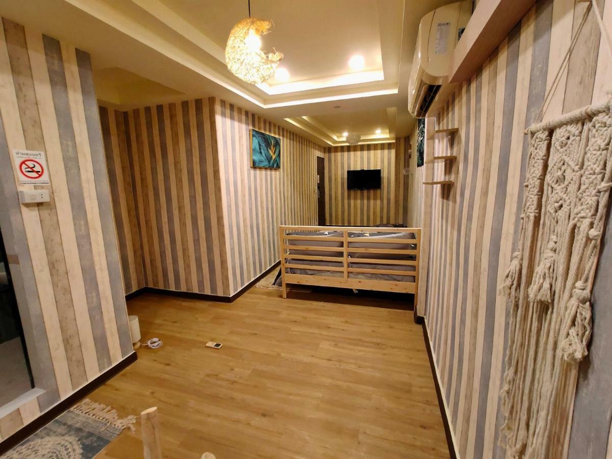 Meetu曼谷市中心特色旅馆，近火车夜市，免费早餐 Casa de hóspedes *